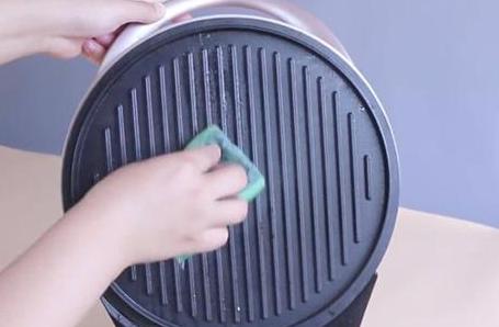 电饼铛水洗后处理小技巧