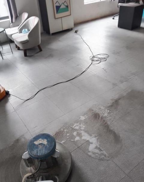 瓷砖干水泥去除方法大全