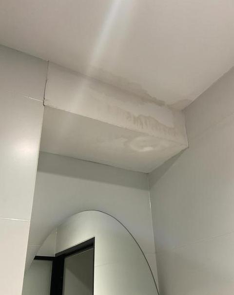 楼下渗水但是楼上找不到漏水点
