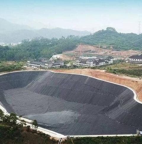 鱼塘护坡方法全解析：低成本施工技巧大公开