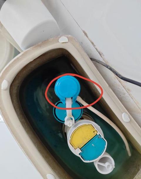马桶进水阀堵塞问题解析及解决技巧