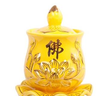 佛堂供水讲究：佛像数量与水杯配置指南