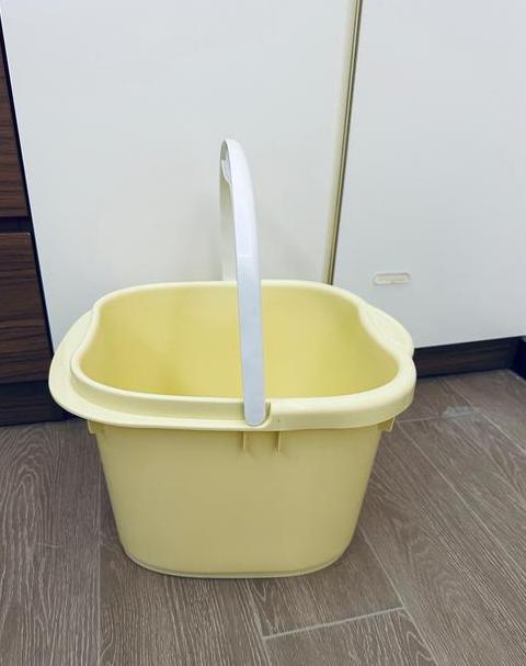 洗脚桶用什么才能洗干净