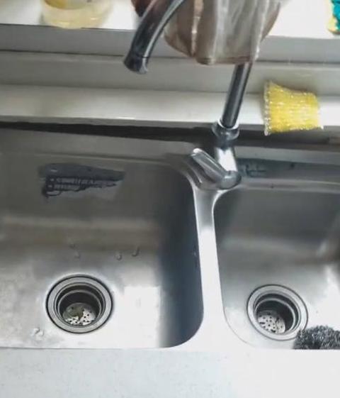 厨房水槽底部漏水维修指南