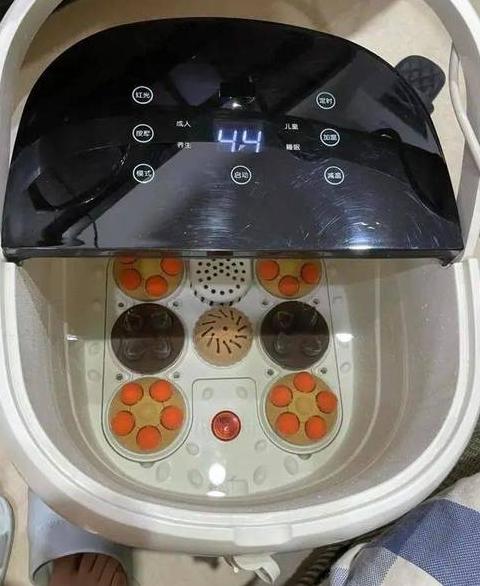 电动泡脚桶清洗攻略：排水除垢，保养小贴士