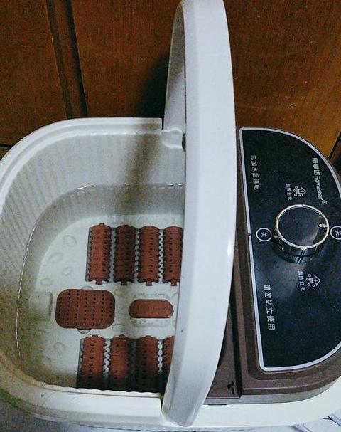 泡脚桶通电但开不了