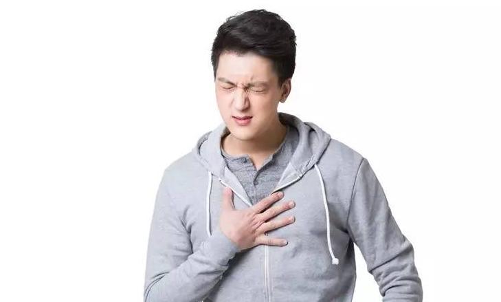 心悸症状揭秘：年轻人心动过速的真相与应对