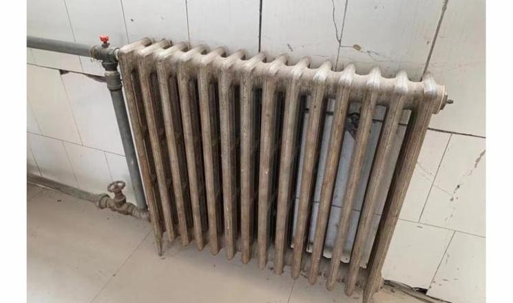 铸铁暖气片：优缺点与价格影响因素解析